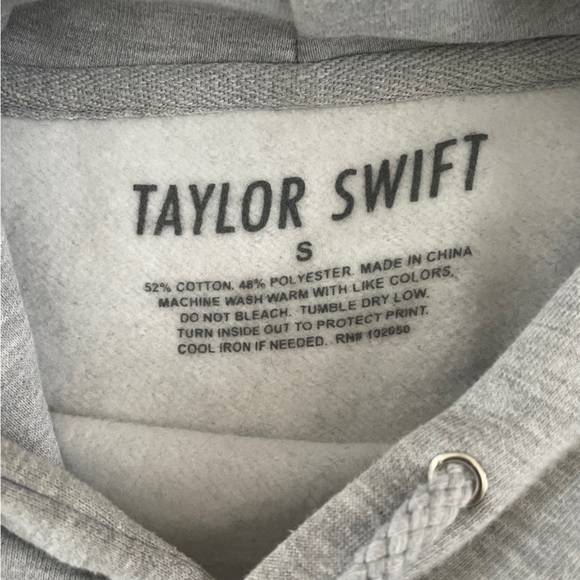 Taylor Swift Official Merch - Small - Picture 5 of 5